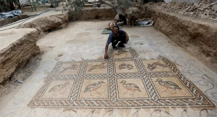 Gazze’de ağaç diken çiftçi Bizans mozaikleri buldu: Böylesine rastlanmadı